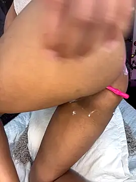 PilarJones_'s cam snapshot