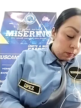 CRISTAL__11's cam snapshot