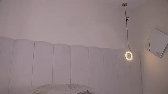 Abby-me's cam snapshot