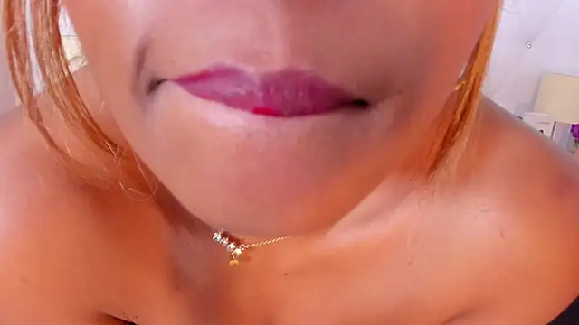 Isla_Scott's cam snapshot