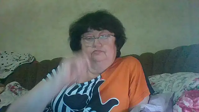 MilaSky5303's cam snapshot