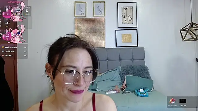 _naomi_s's cam snapshot