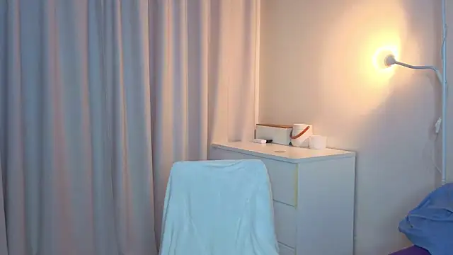 slyshypie's cam snapshot