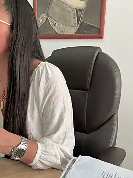 _Bella-Office1's cam snapshot