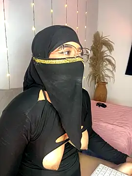 Maisa_issa's cam snapshot