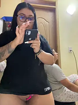 alissonfernandez_'s cam snapshot