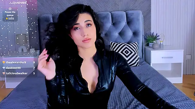 Maya_Rogerss's cam snapshot