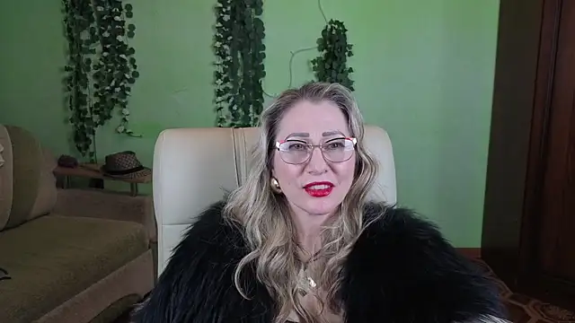 Habibi_Honeyy's cam snapshot