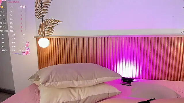 Valleriie_'s cam snapshot