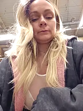 Bondgirl_013 live sex cam