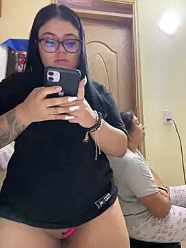 alissonfernandez_'s cam snapshot