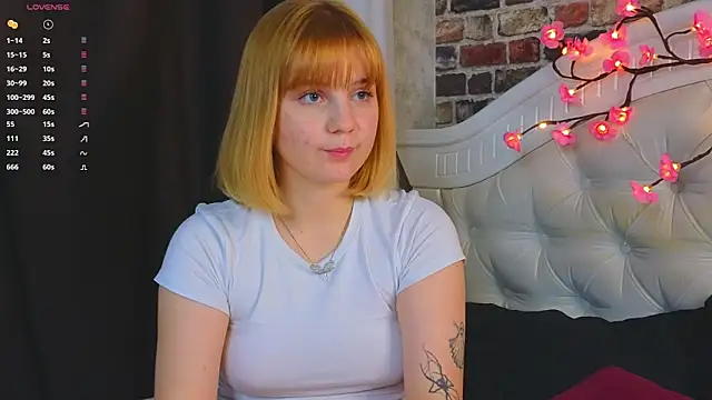 AsiaBritney's cam snapshot