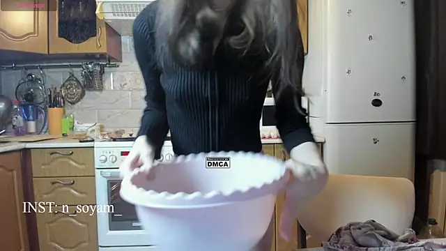 KkiSoHigh's cam snapshot