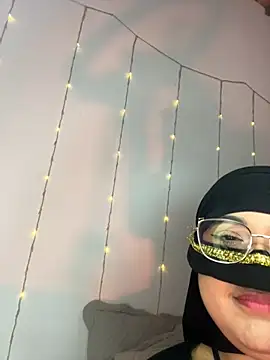 Maisa_issa's cam snapshot