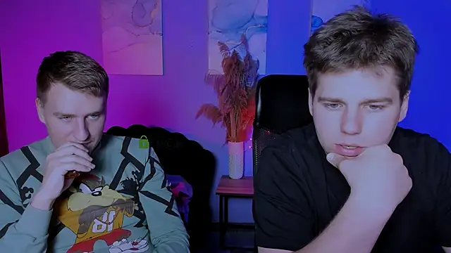 derek_hawk_'s cam snapshot