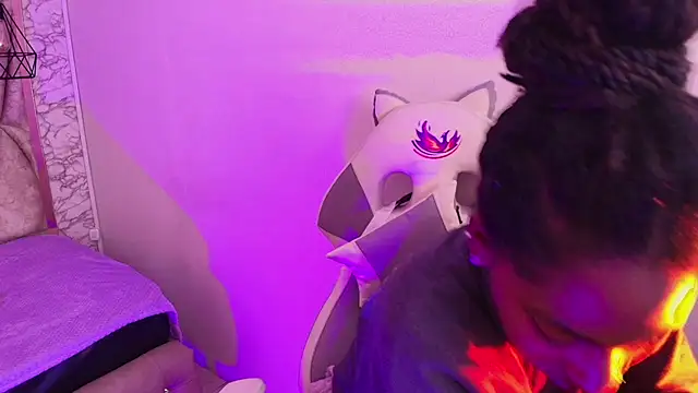 Queen_perla_'s cam snapshot