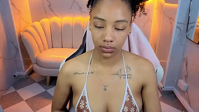 Violeth_b's cam snapshot