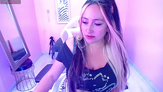 Bunny_poison's cam snapshot