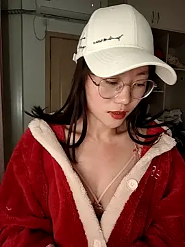 nini10052025's cam snapshot