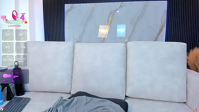 charlottewhitte's cam snapshot