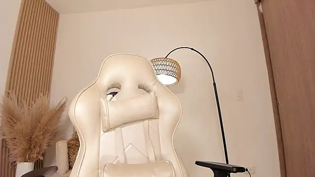 wandathompson_'s cam snapshot