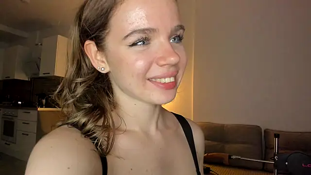 lit_asella's cam snapshot