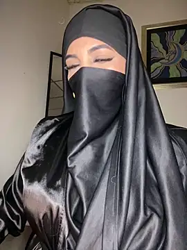 Zeynep-Lahsen's cam snapshot