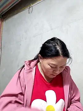 yoowwmr's cam snapshot