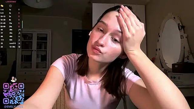 DarlineBrustera's cam snapshot