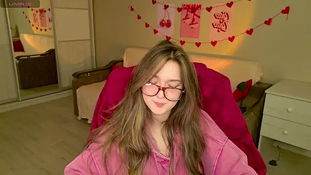 BellaSink's cam snapshot