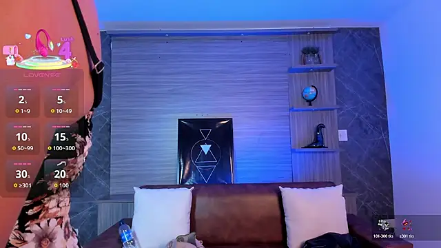 Alessia_Taylorr's cam snapshot