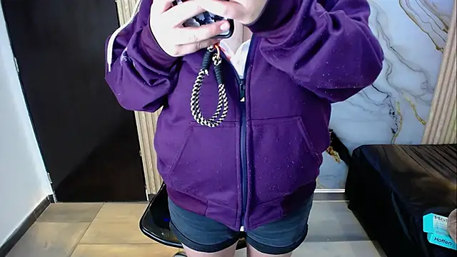 Cerecitaa02_'s cam snapshot