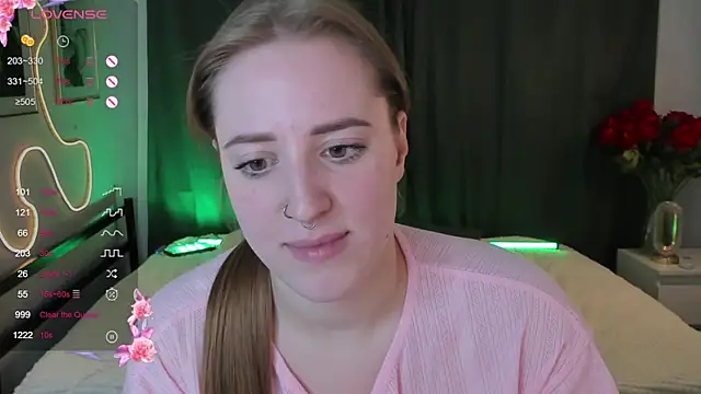 AnnaGrees's cam snapshot