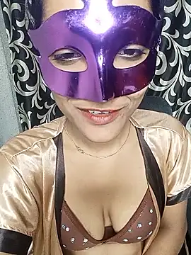 REVA_DARLING live sex cam