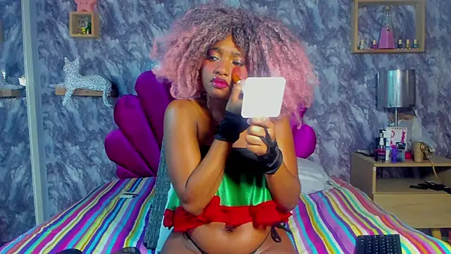 EMMAPARISS's cam snapshot