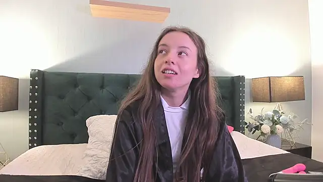 VioletaNova's cam snapshot