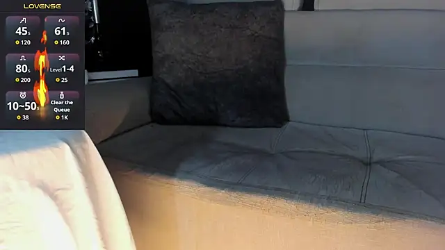 MarkWalker__'s cam snapshot