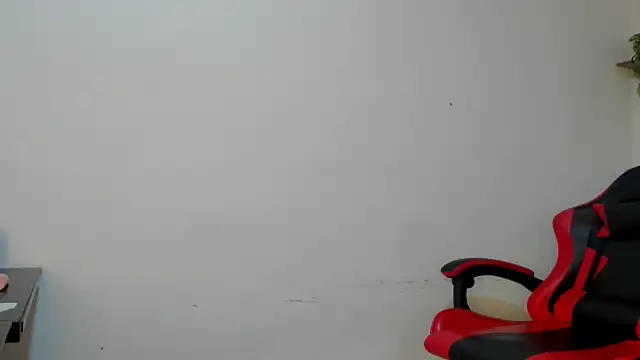 Carolina-petite's cam snapshot