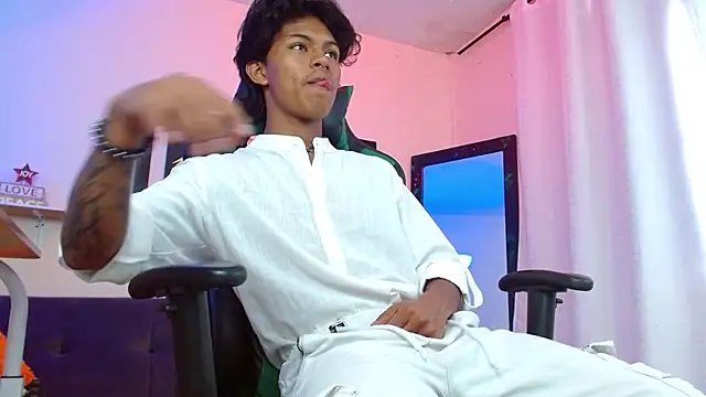 dreyk20's cam snapshot