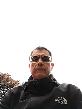 Fuegosutil's cam snapshot