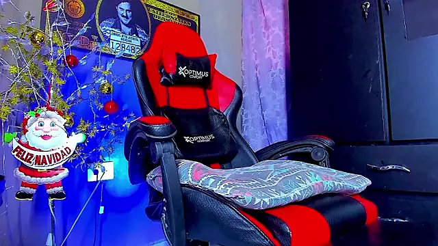 tattooedsmoker777's cam snapshot