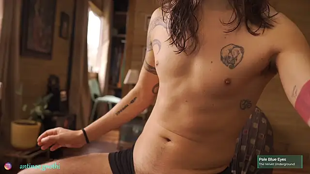 Antinoo_Gnothi's web cam