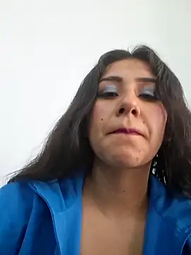 CAROLINE__07's cam snapshot