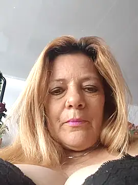 karlaanqui1's cam snapshot