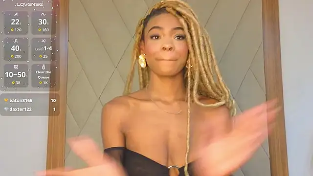 adaraSmiith's cam snapshot