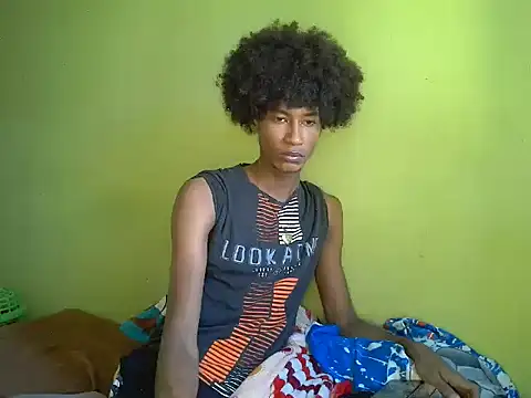 skinniyGabriel's cam snapshot