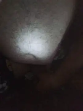 Leocesar37 live sex cam