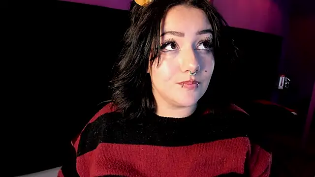 SabbathSinclair's cam snapshot