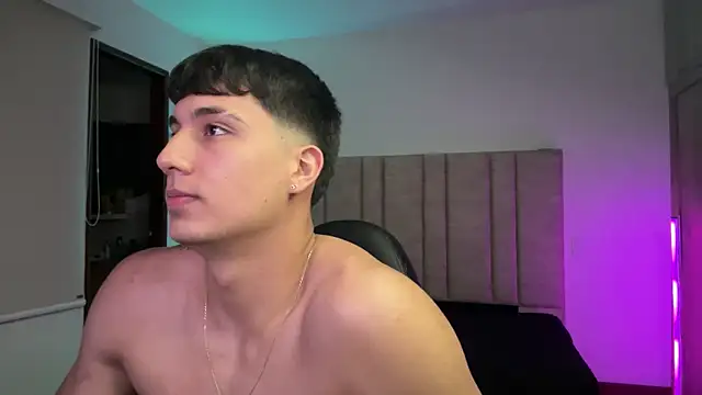 CHRIS_MORGAN1's cam snapshot