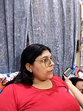 AddisonAndCouple's cam snapshot